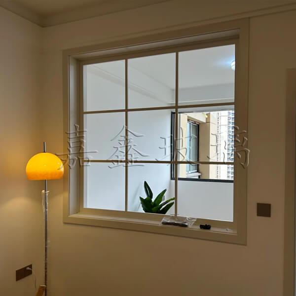 Hollow glass strips